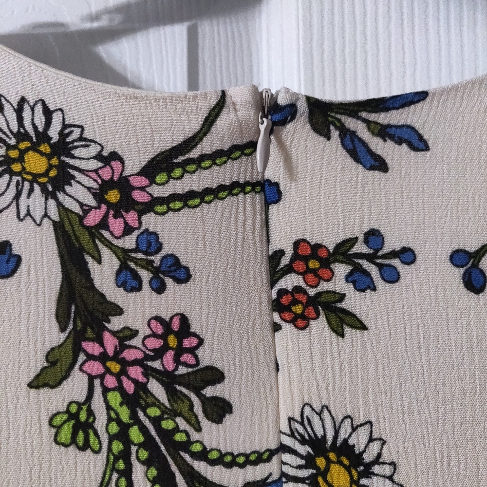 Floral Midi Dress - Picture 6 of 8